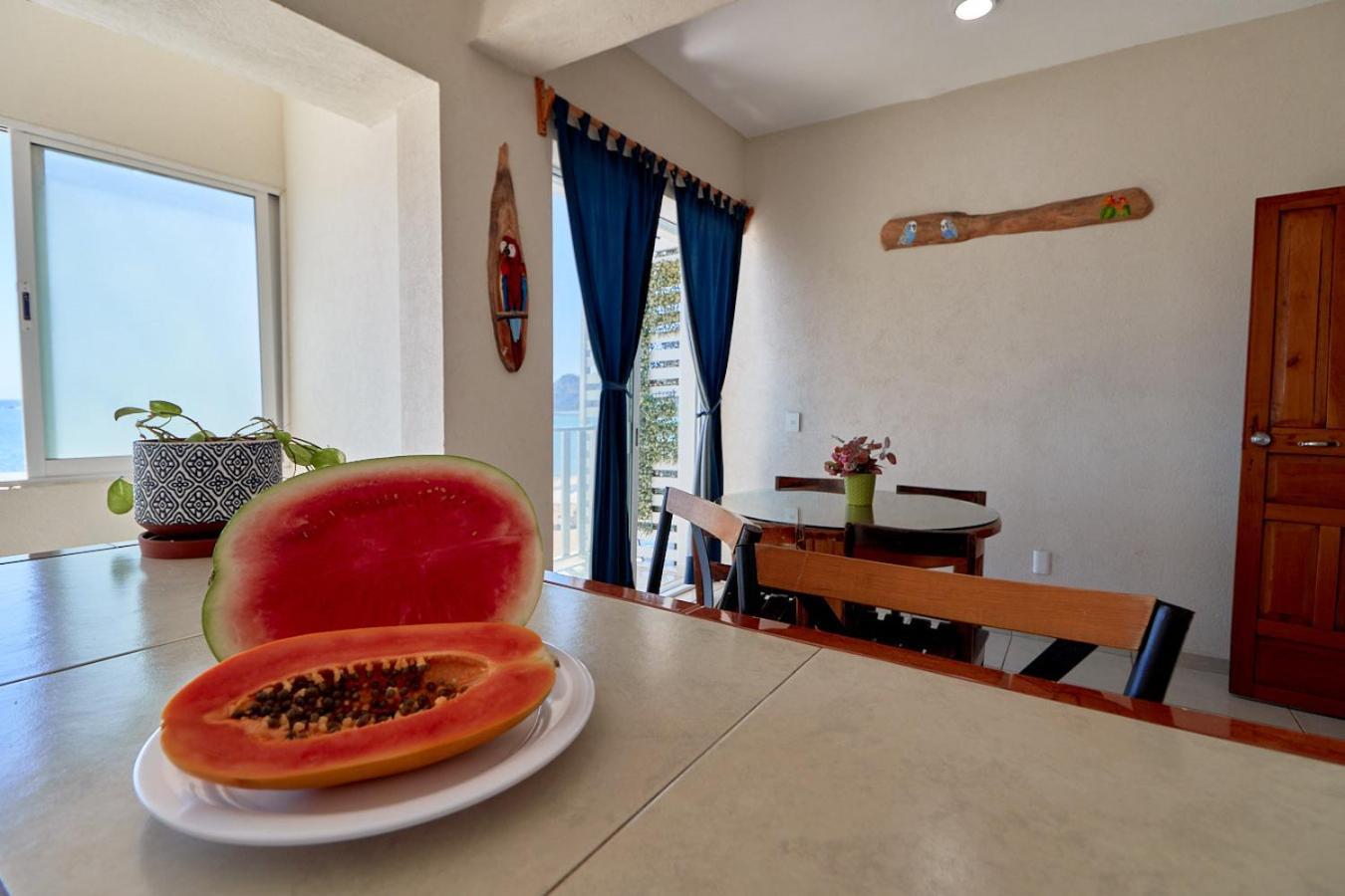 Bungalows Las Hamacas Сан-Патрисио-Мелак Экстерьер фото